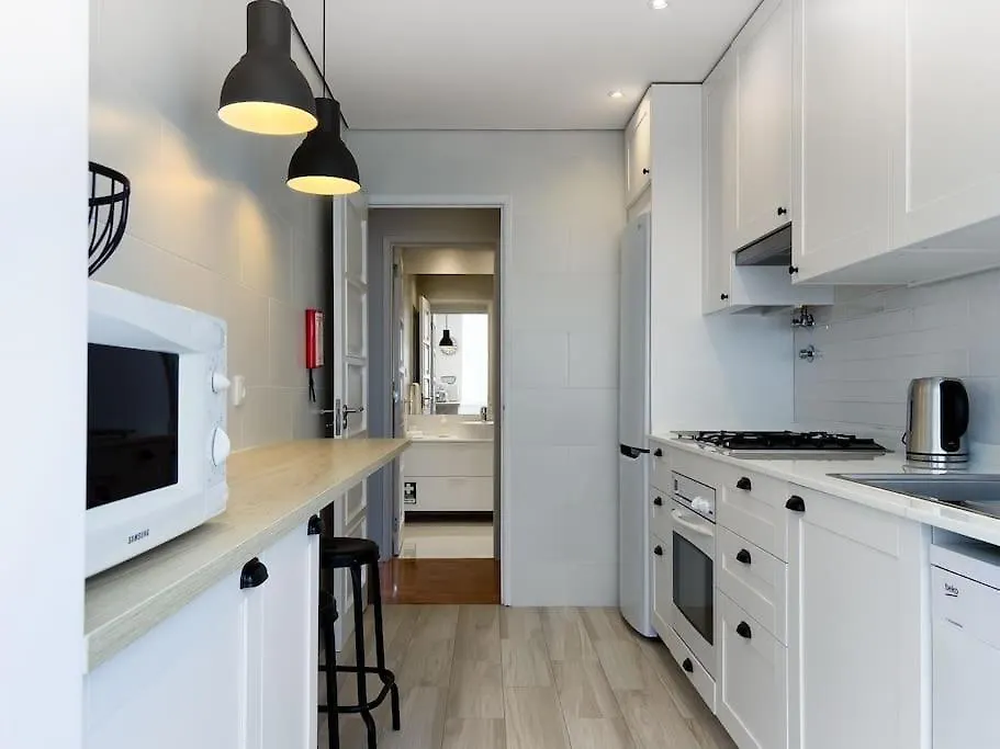 Appartement Olaias Lisbon 2Bed Near Metro Portugal